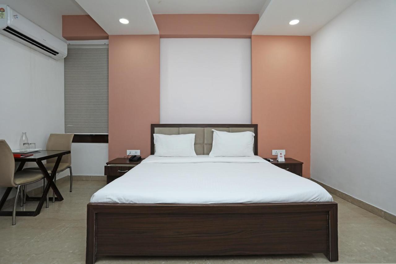 Spot On 74347 Satyam Bhawan Hotell Puri Exteriör bild
